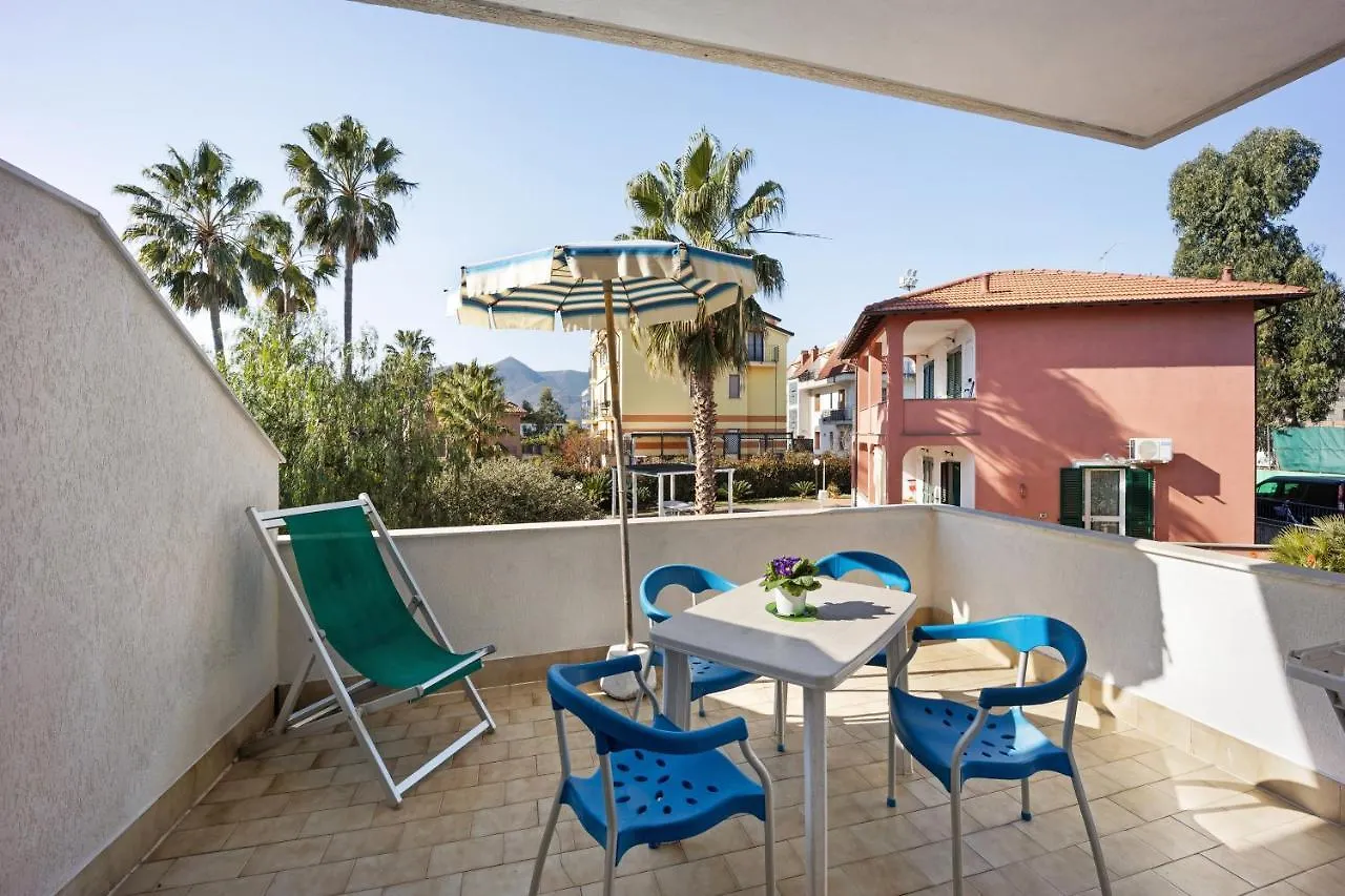 Villa Paola Bilo4 Loano Apartment